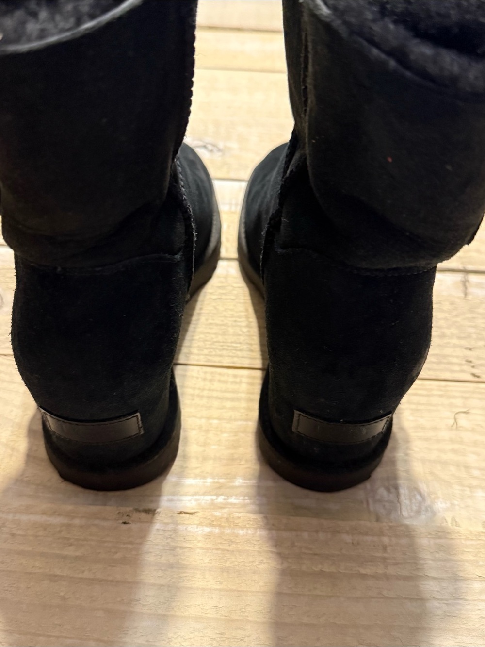 UGG Womens 7 Black Classic Femme Toggle Wedge Shearling Lined Boot - Picture 4 of 7